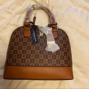 NWT London Fog Purse